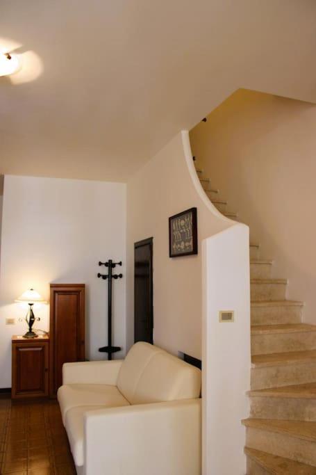 Roma A Un Passo E Il Mare In Casa Apartment Marina di Cerveteri Bagian luar foto